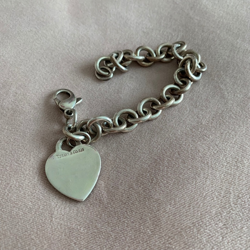 TIFFANY & CO. Heart Tag Bracelet